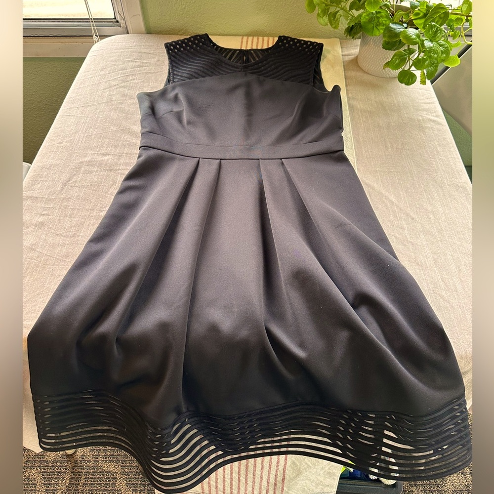 Perfect Little Black Dress. Size 6.